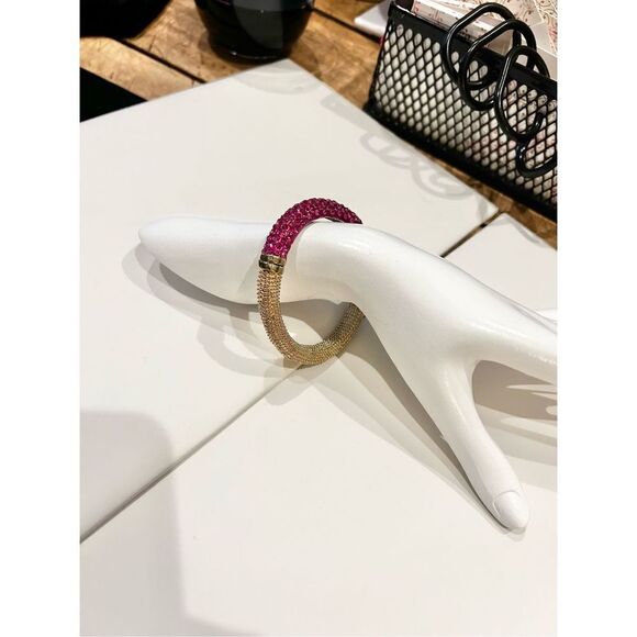 Fuschia pink rhinestone and pebbles gold magnetic latch bangle bracelet - gorgeo - Picture 8 of 11